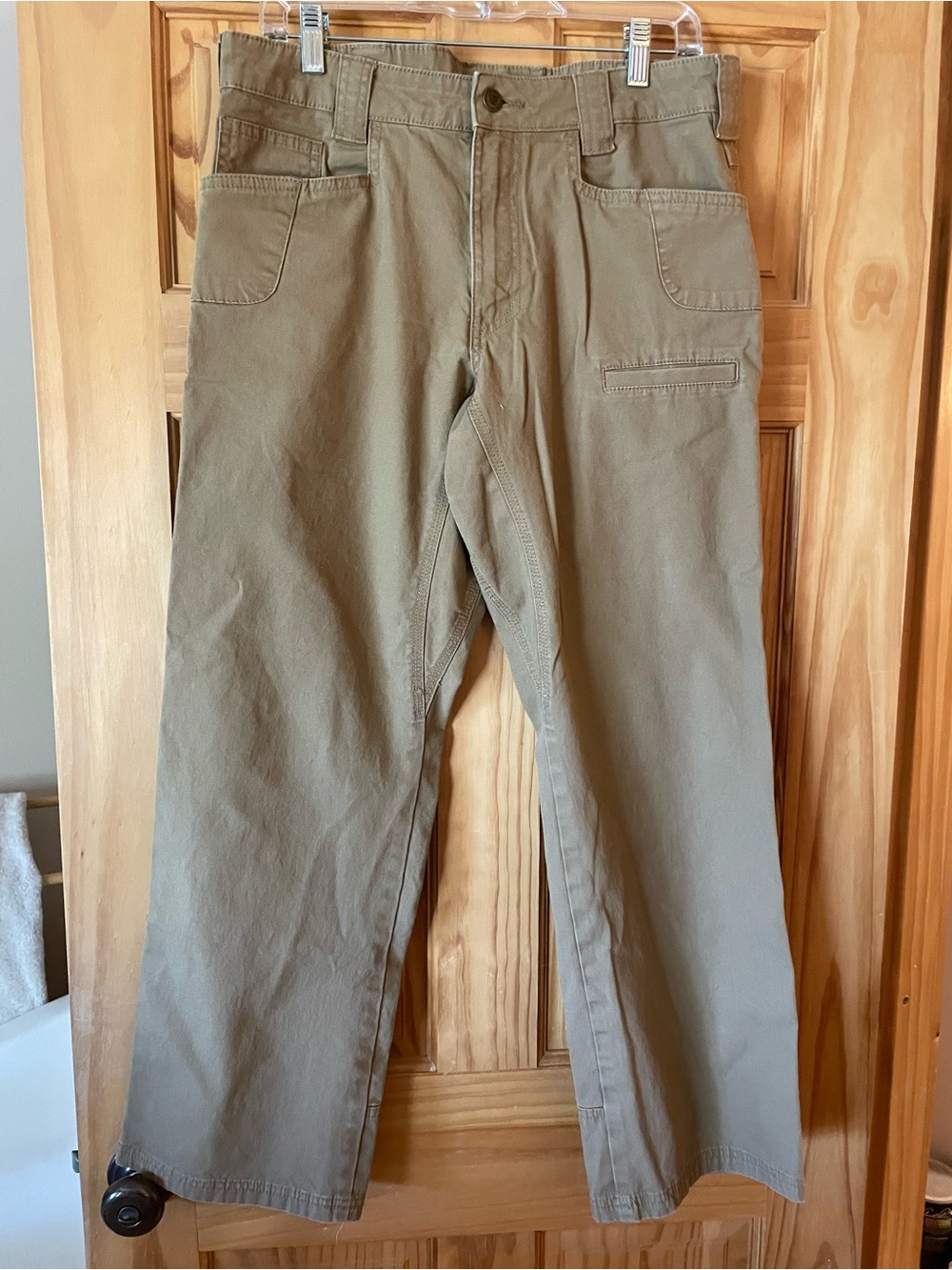 Noble Outfitters Classic Men's Tan Chinos - Straight Fit